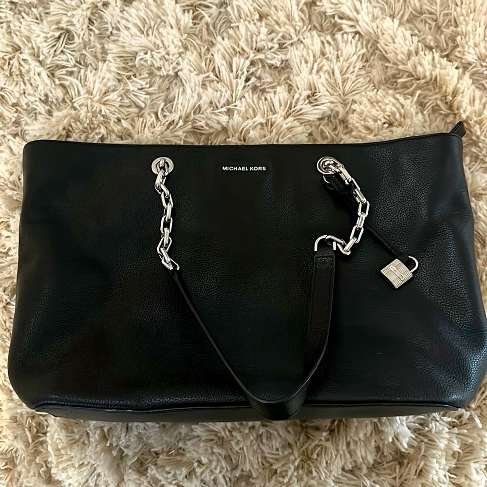 Michael Kors Teegan Pebbled Bag NWOT